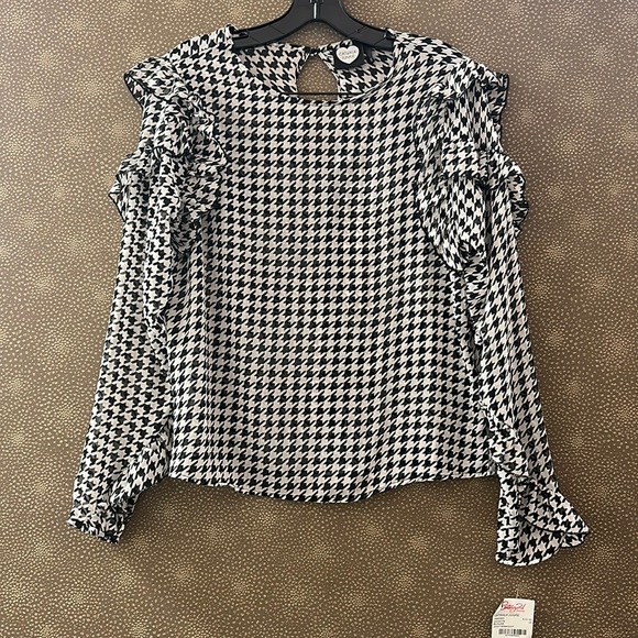 🔥🔥🔥NWT Catwalk Junkie Ruffle Long Sleeve Blouse - Picture 1 of 8